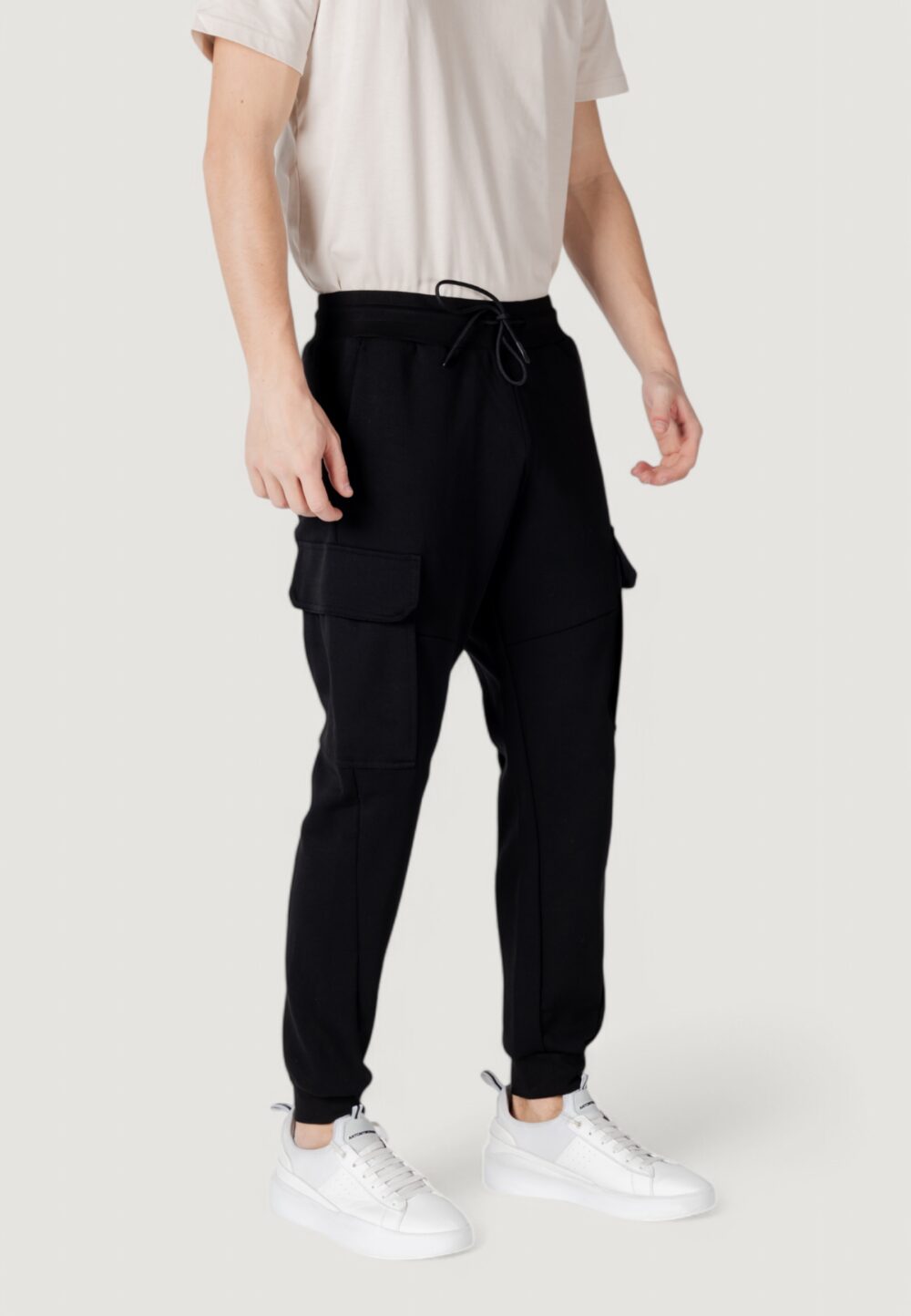 Pantaloni sportivi Antony Morato regular fit with logoed rubber flag Nero - Foto 3