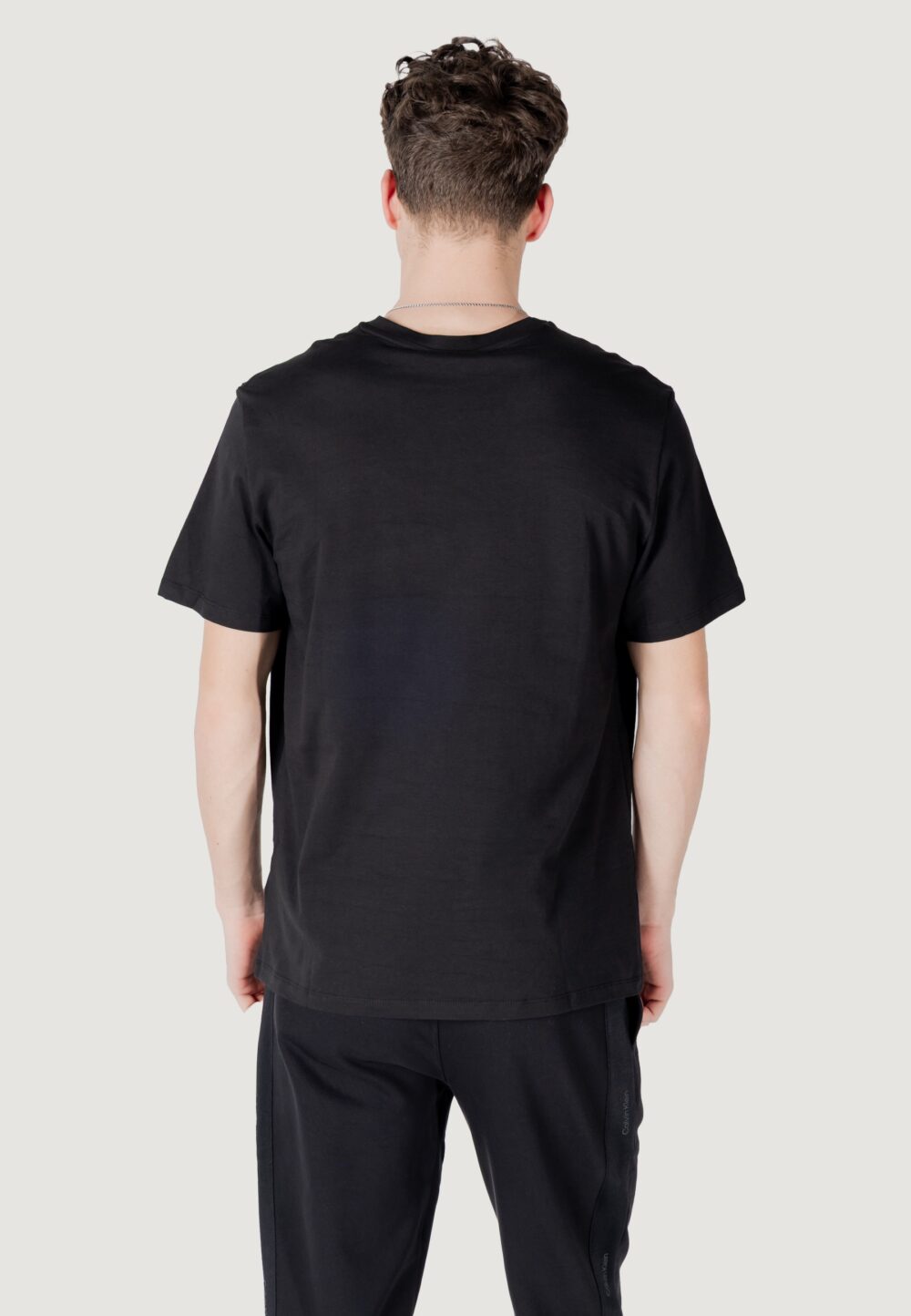 T-shirt Calvin Klein Jeans ss smooth cttn solid vneck tee Nero - Foto 4
