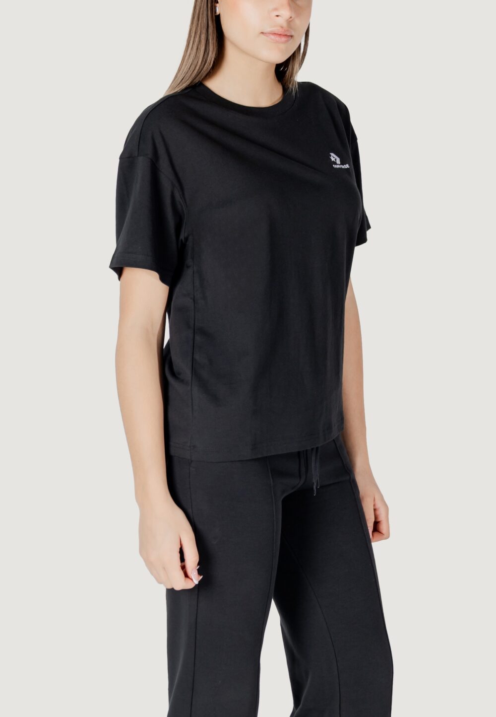 T-shirt Converse star chevron oversized tee Nero - Foto 3