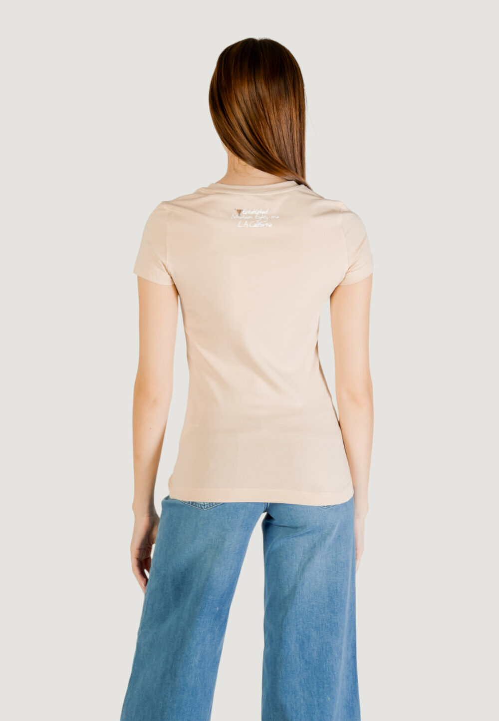 T-shirt Guess ss cn cheeta logo Beige chiaro - Foto 5