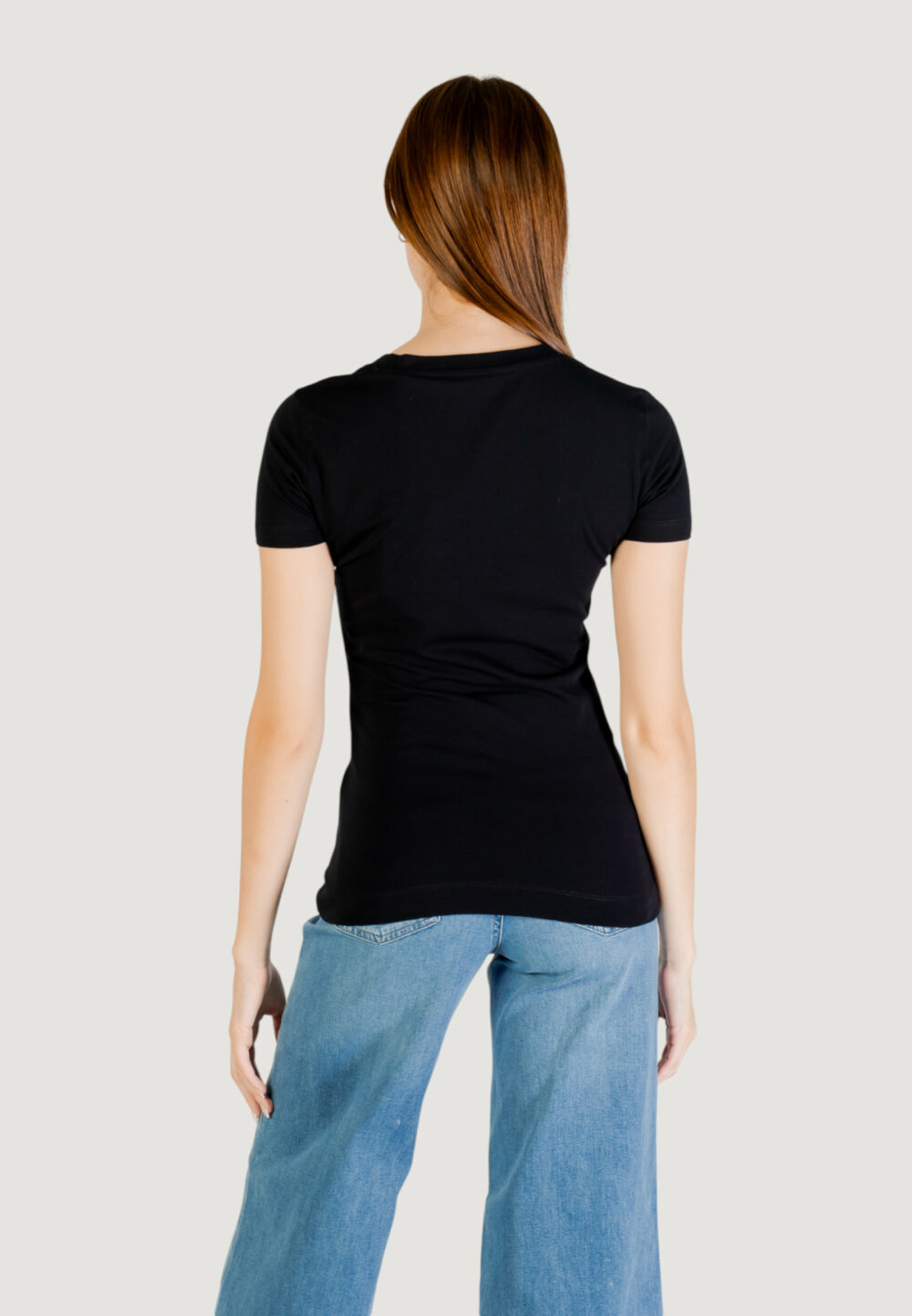 T-shirt Guess cn ss logo segquins Nero - Foto 5