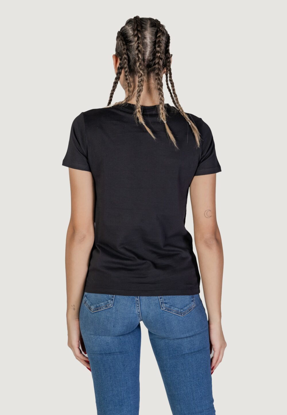 T-shirt Guess ss script lace logo Nero - Foto 4