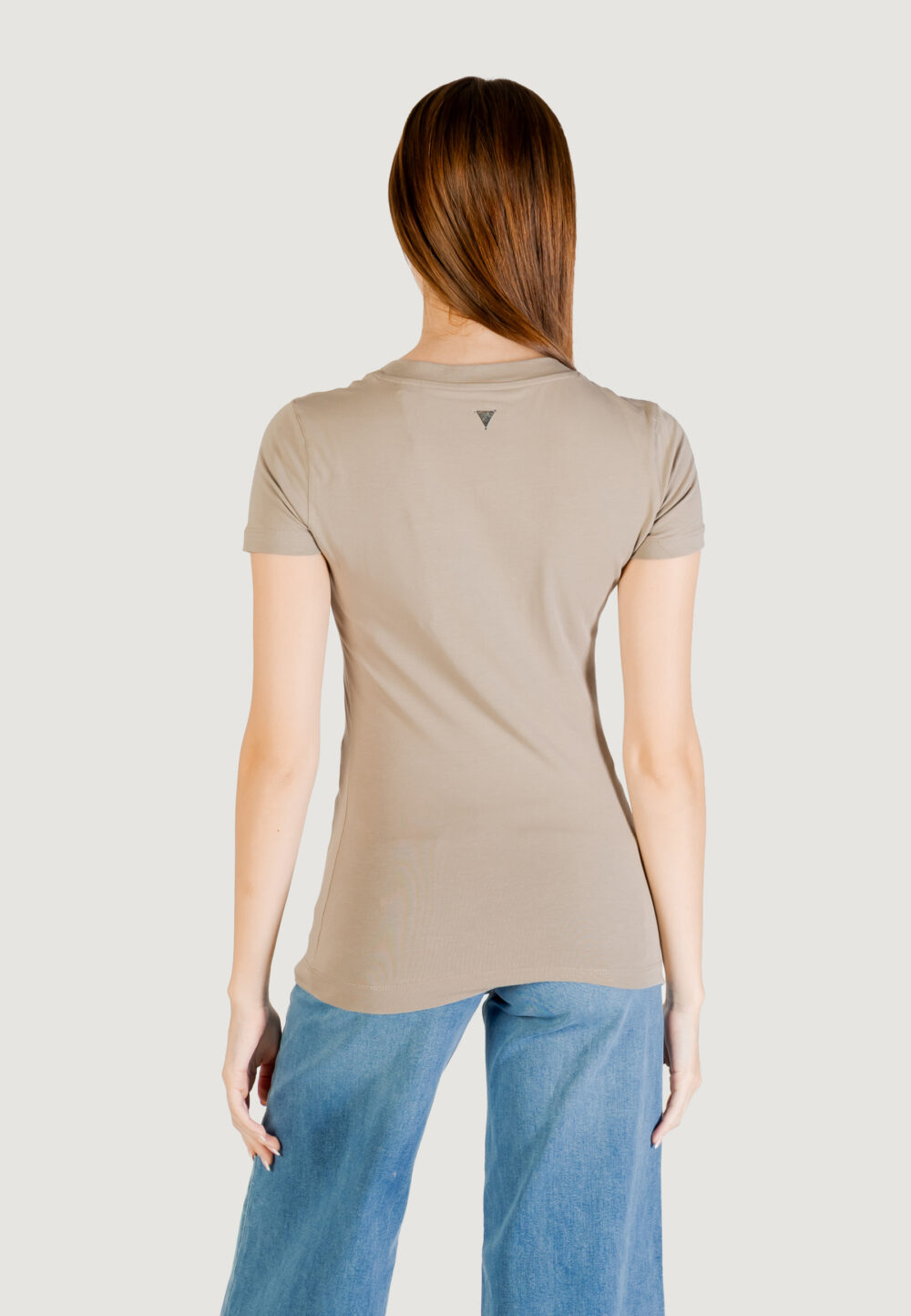 T-shirt Guess ss cn triangle beads Verde Oliva - Foto 5
