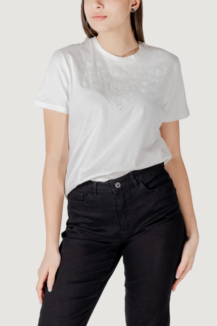 T-shirt Jacqueline de Yong jdycif s/s broderie anglaise top jrs Bianco