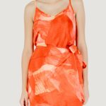 Top Vila Clothes vidolira ela singlet top/lc Rosso - Foto 1