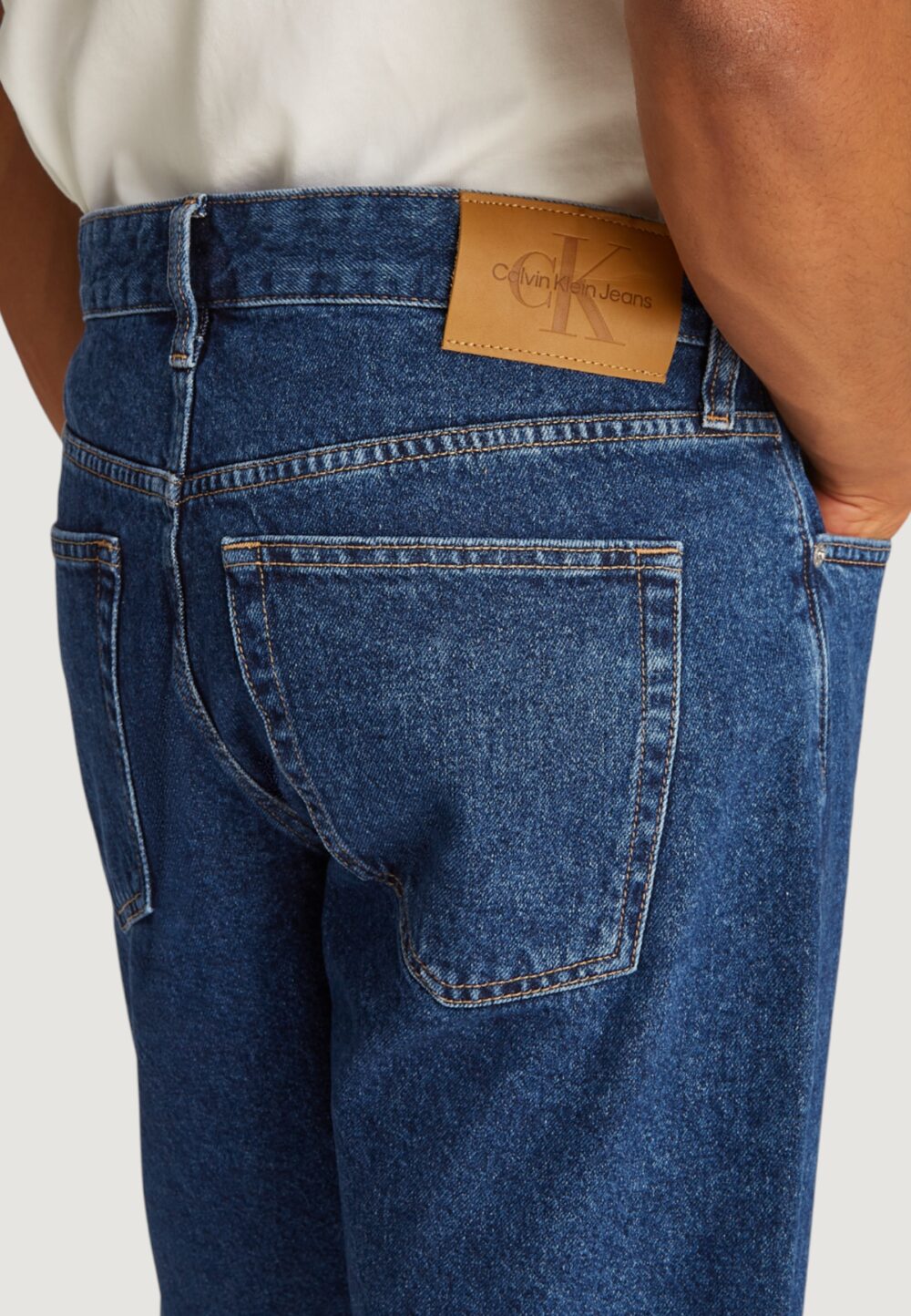 Bermuda Calvin Klein Jeans regular Denim scuro - Foto 3