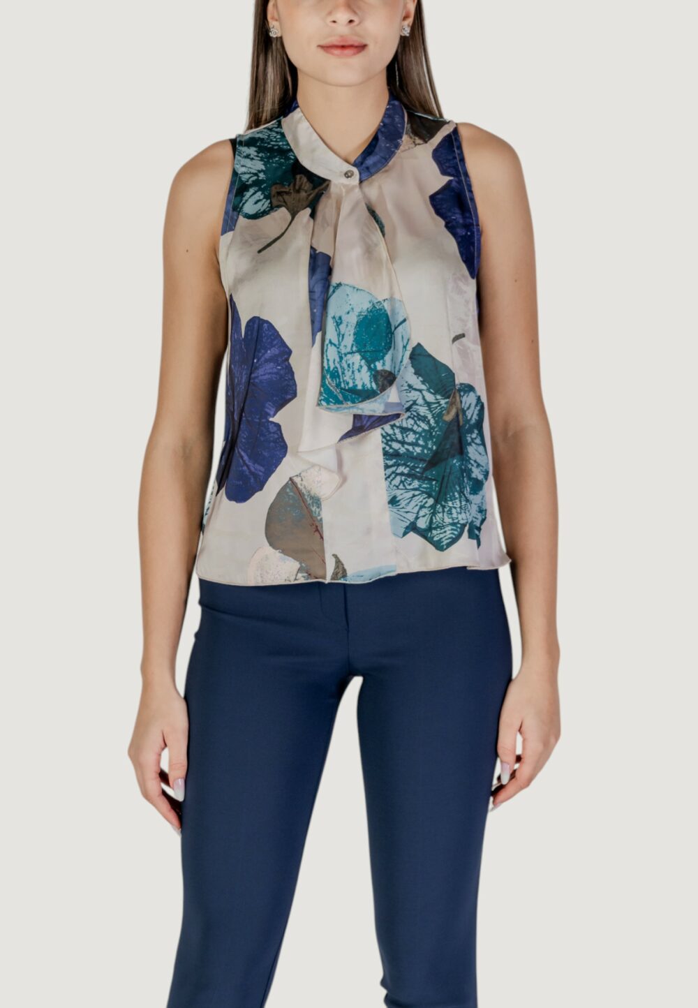 Blusa manica corta Rinascimento Verde - Foto 1