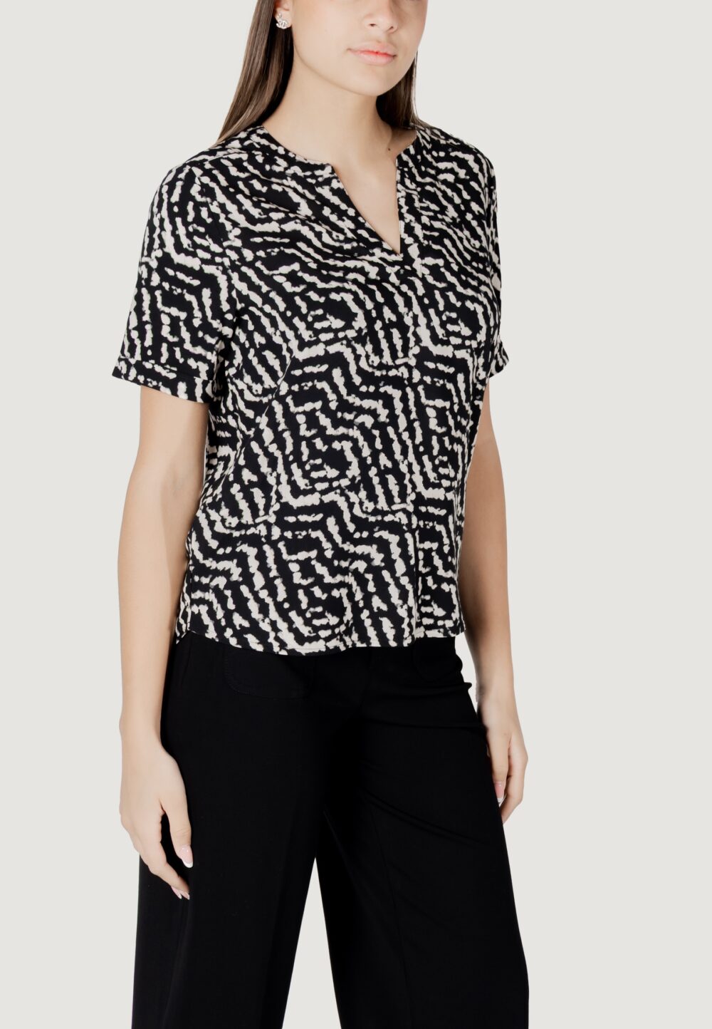 Blusa manica corta Street One ltd qr splitneck blouse w turn-up Nero - Foto 3