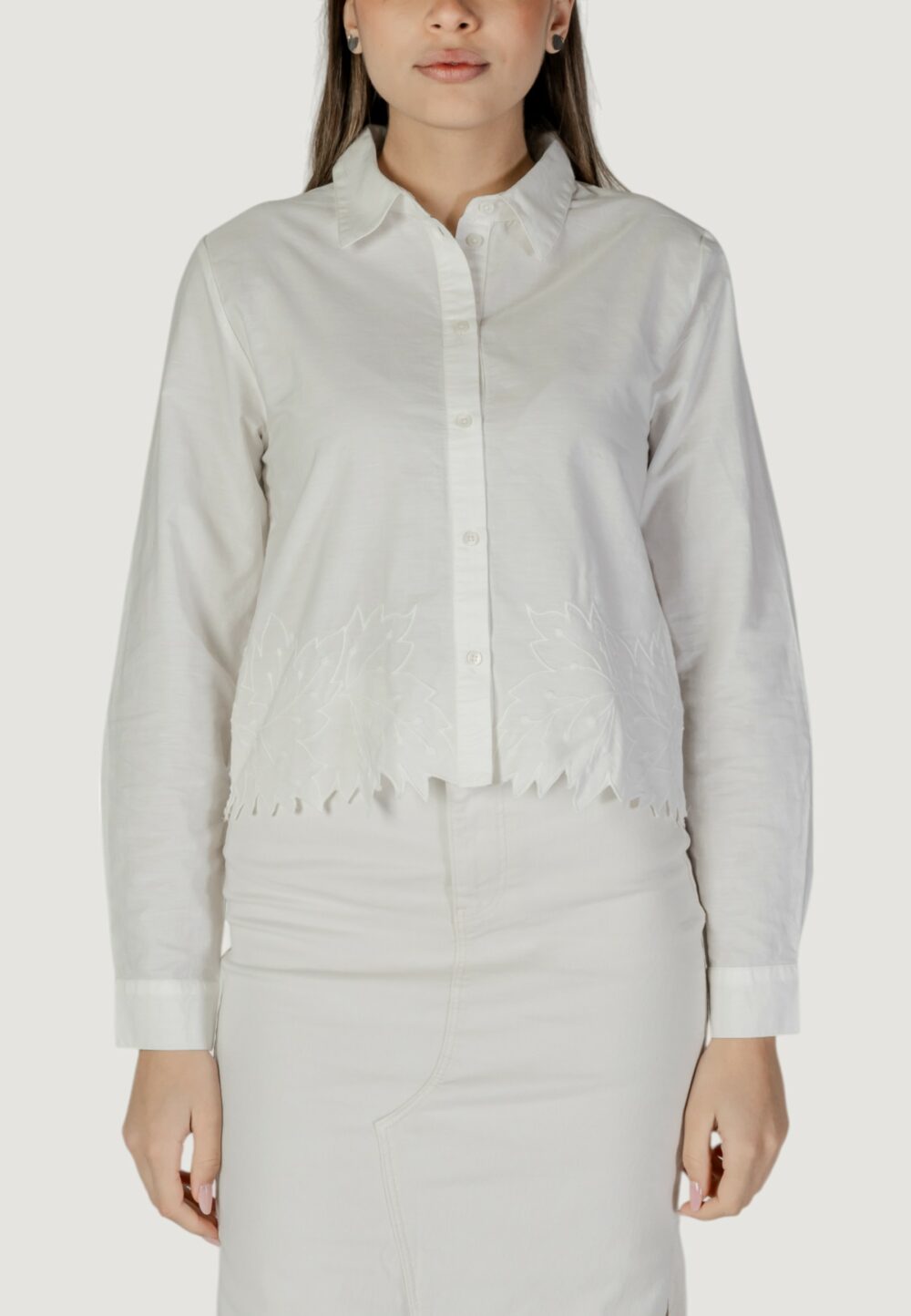 Camicia manica lunga Jacqueline de Yong jdynola l/s short shirt w. emb. wvn Bianco - Foto 4
