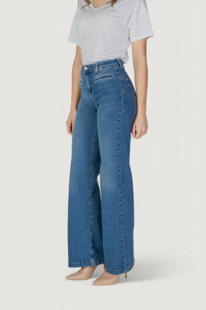 Jeans bootcut Liu-Jo ecs b.up parfait flare h.w. Denim chiaro