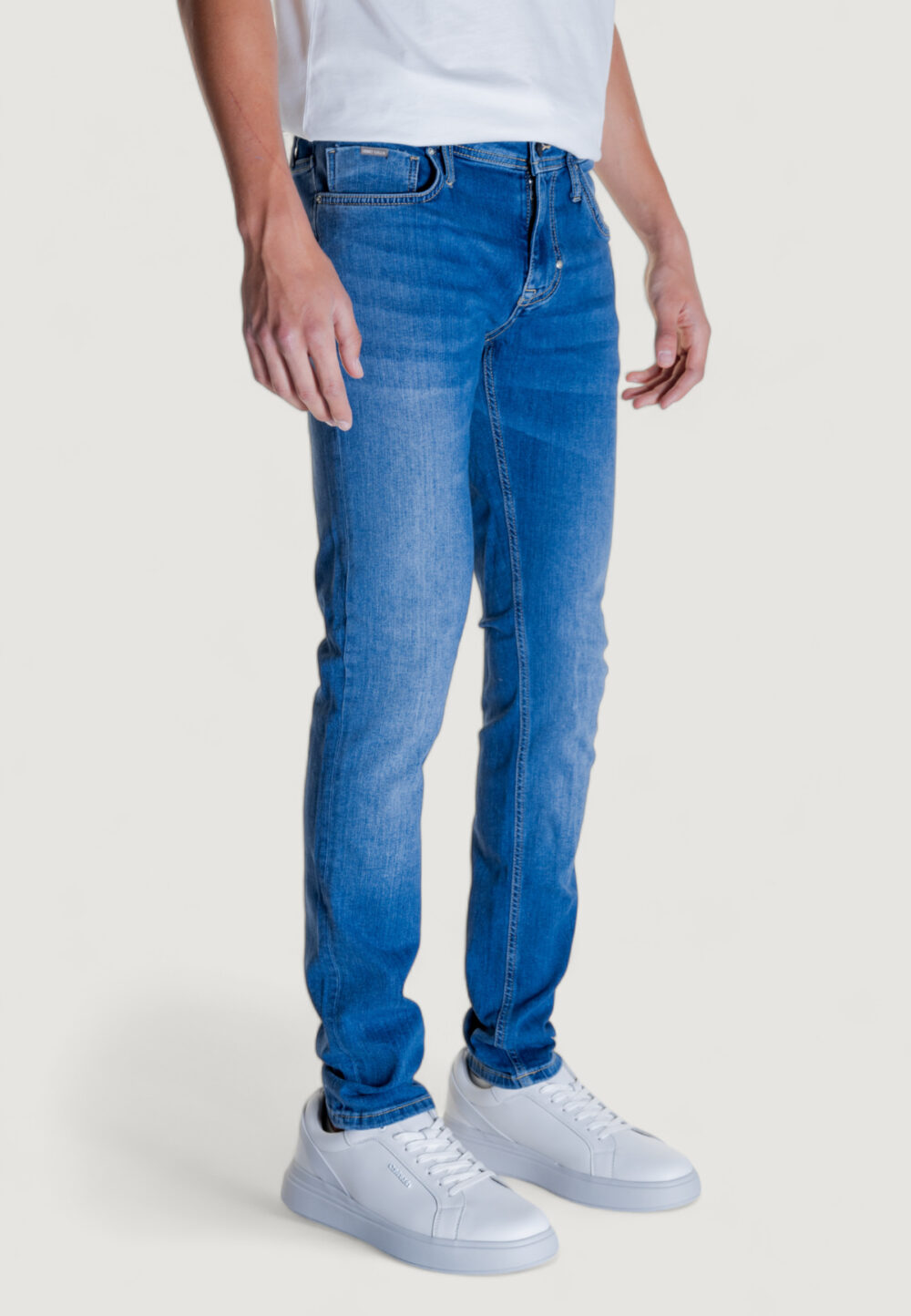 Jeans Tapered Antony Morato ozzyin authentic Denim - Foto 4