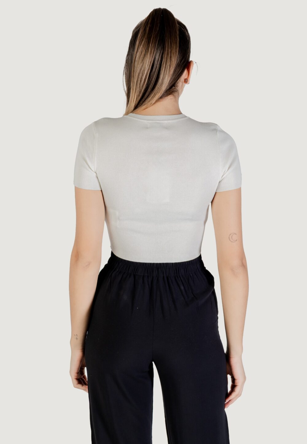 Maglia in filo manica corta Jacqueline de Yong jdycirkeline s/s crop top knt noos Bianco - Foto 4