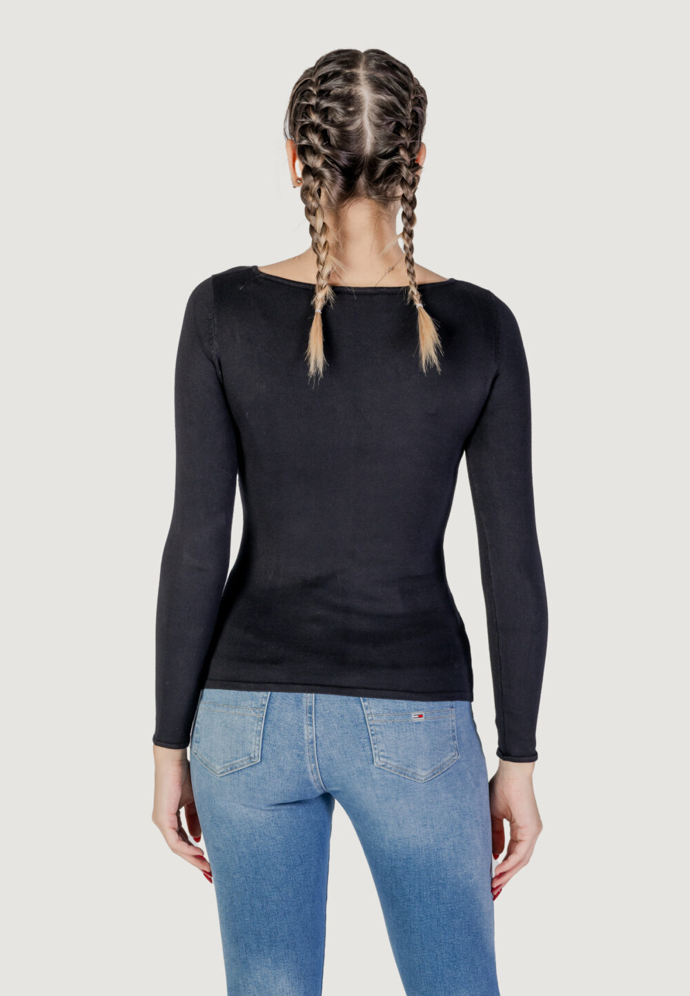 Maglia Guess ls triangle logo eli Nero - Foto 4