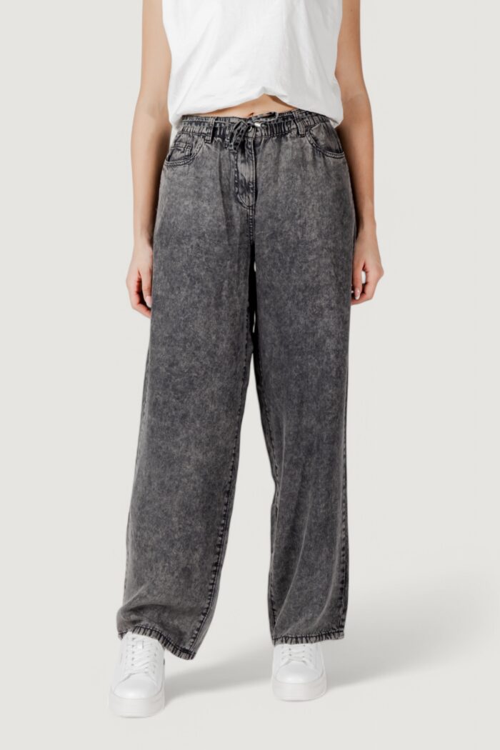 Pantaloni a palazzo Only onlkenya life acid wash pants cc otw Nero