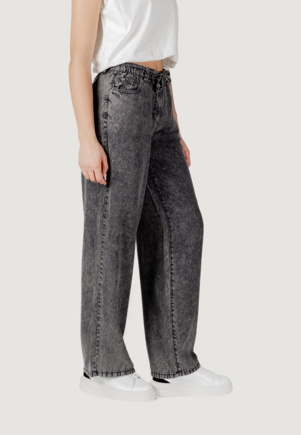 Pantaloni a palazzo Only onlkenya life acid wash pants cc otw Nero - Foto 3