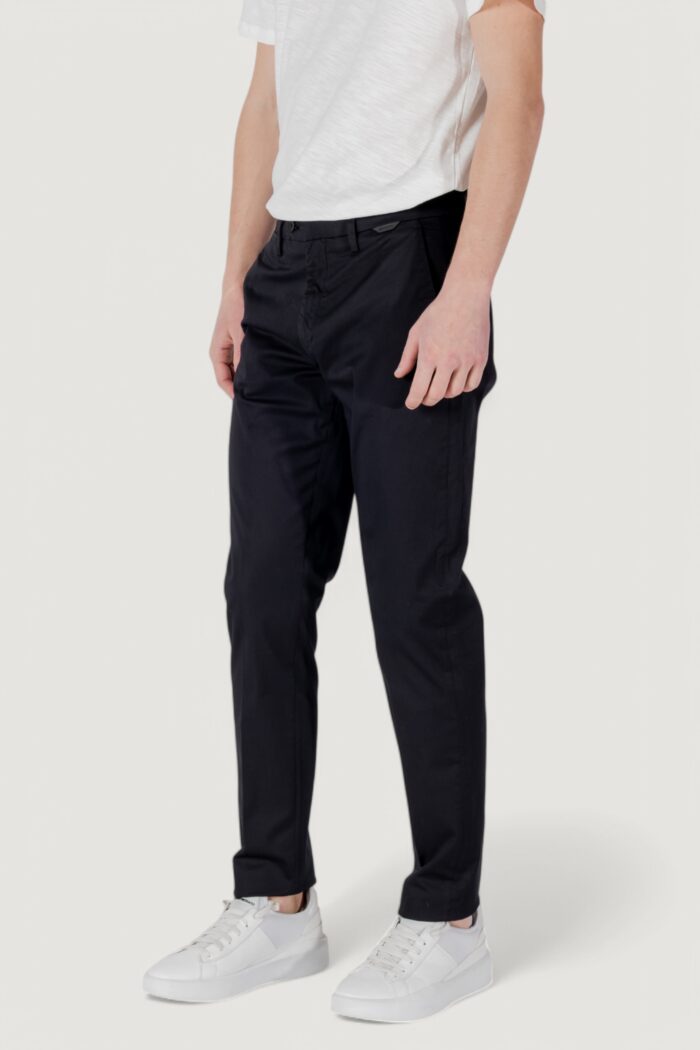 Pantaloni slim Antony Morato mark slim fit with logoed rubber flag Nero