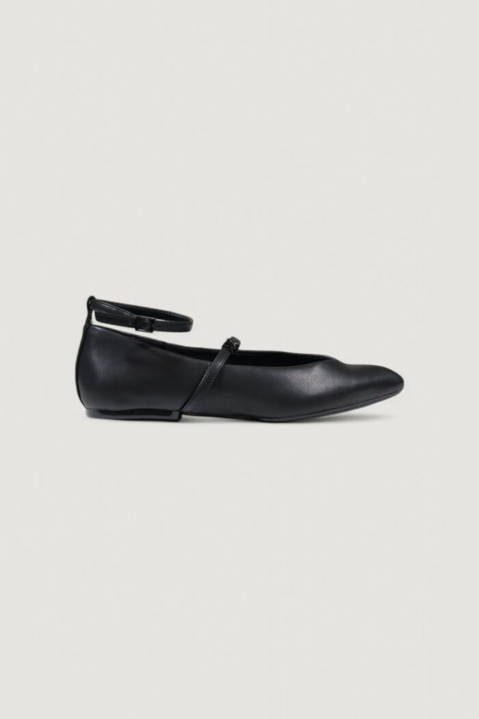 Scarpe basse Armani Exchange imballo originale danneggiato – prodotto integro Nero