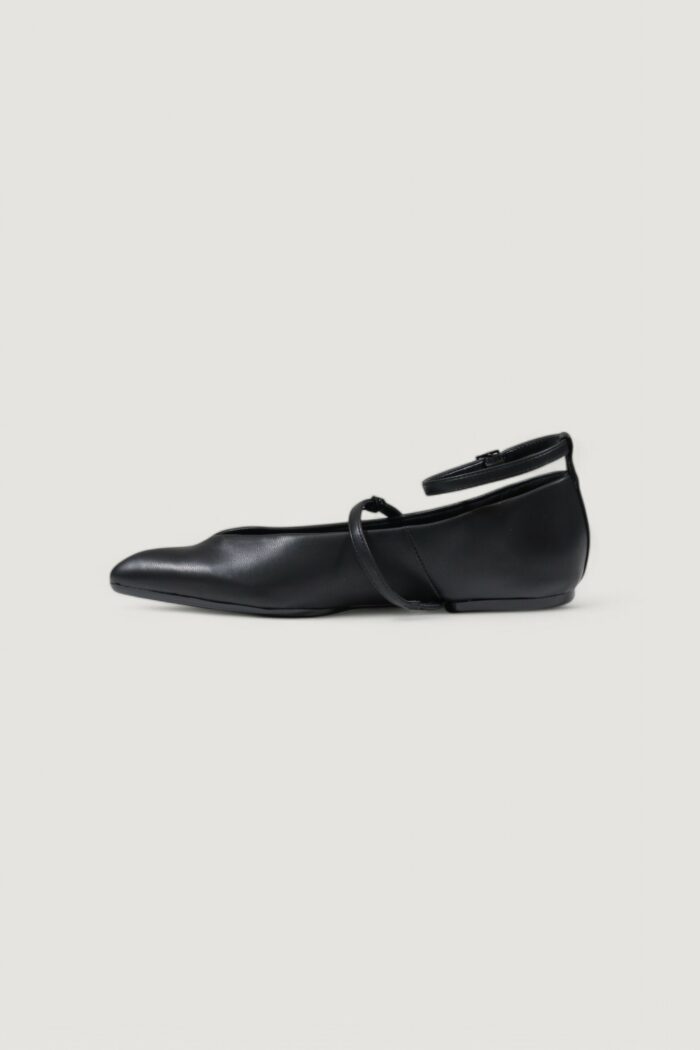 Scarpe basse Armani Exchange imballo originale danneggiato – prodotto integro Nero