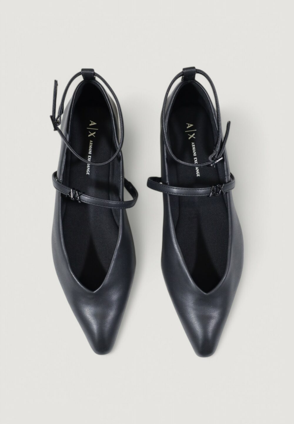 Scarpe basse Armani Exchange imballo originale danneggiato - prodotto integro Nero - Foto 5
