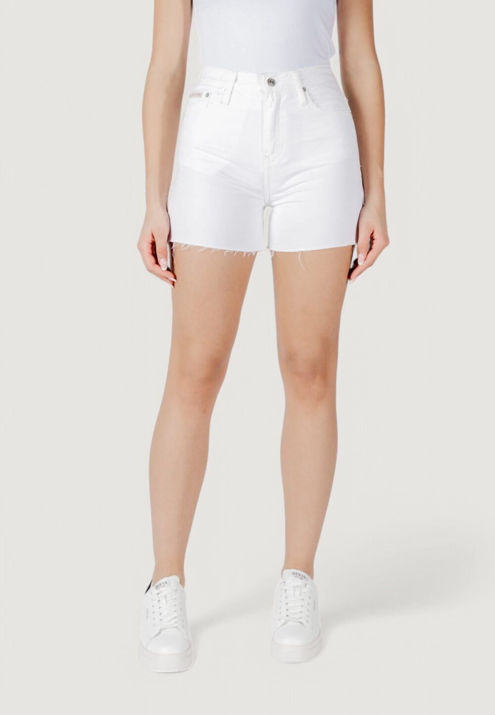 Shorts Calvin Klein Jeans mom Bianco - Foto 5