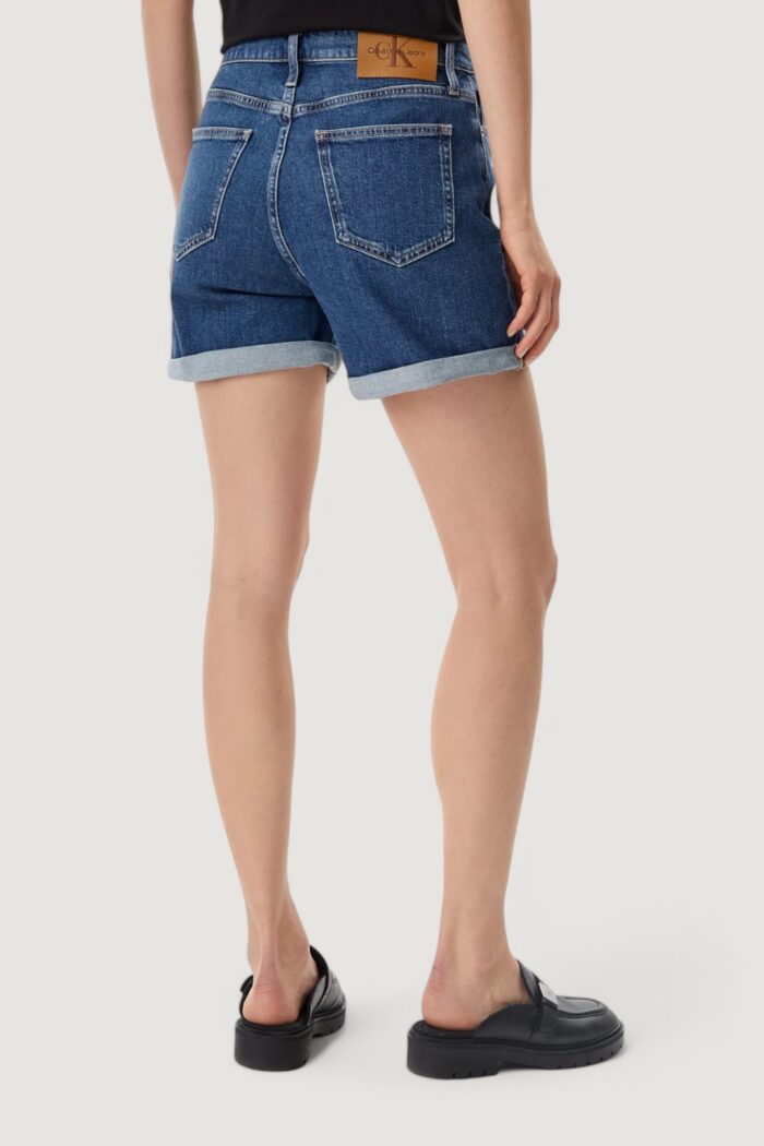 Shorts Calvin Klein Jeans mom short Denim scuro