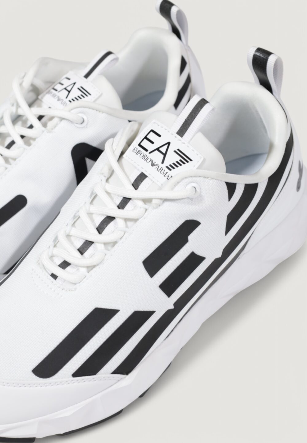 Sneakers EA7 Bianco - Nero - Foto 2