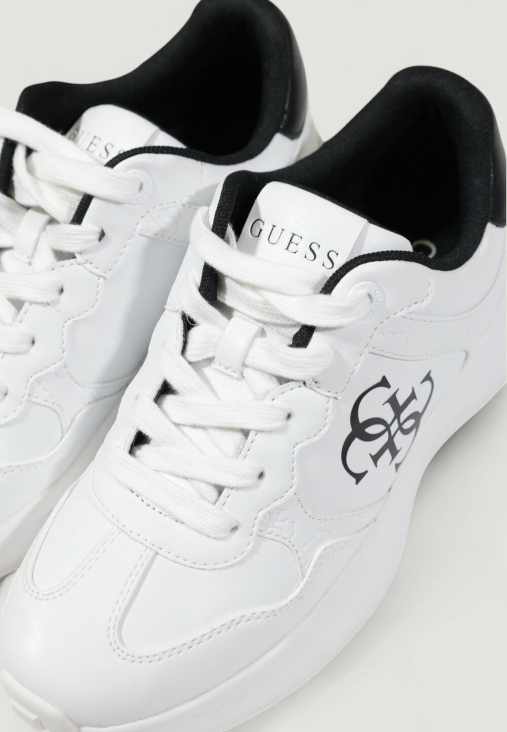 Sneakers Guess luckei Bianco - Foto 2