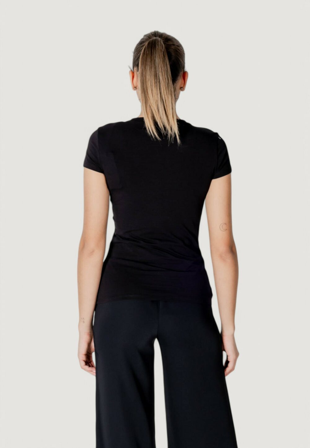 T-shirt Armani Exchange Nero - Foto 5