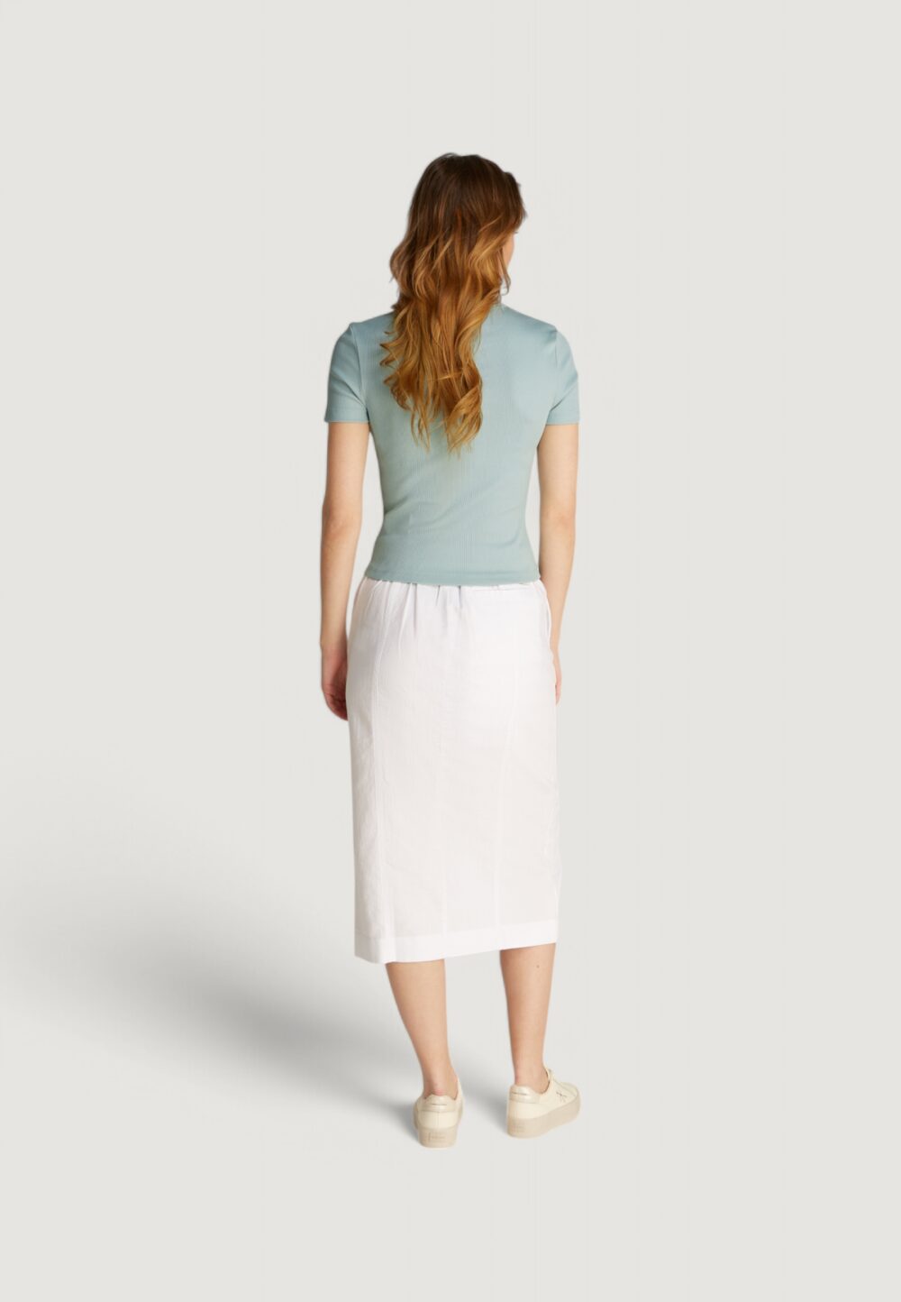 T-shirt Calvin Klein Jeans woven label rib Tiffany - Foto 4