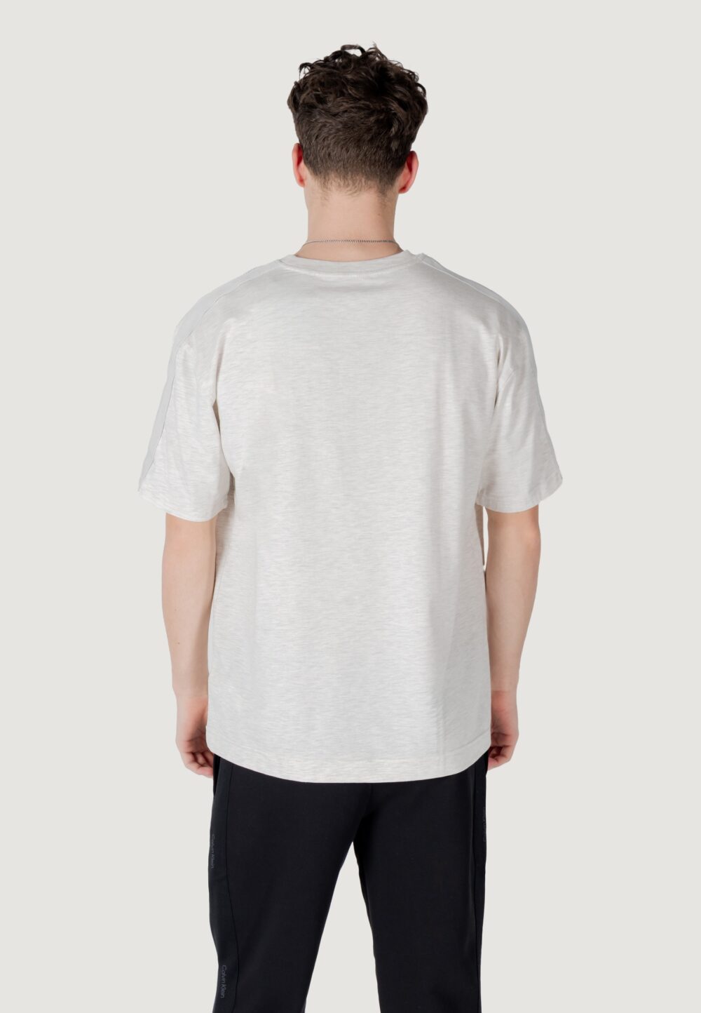 T-shirt Calvin Klein Sport s/s t-shirt Grigio Chiaro - Foto 4