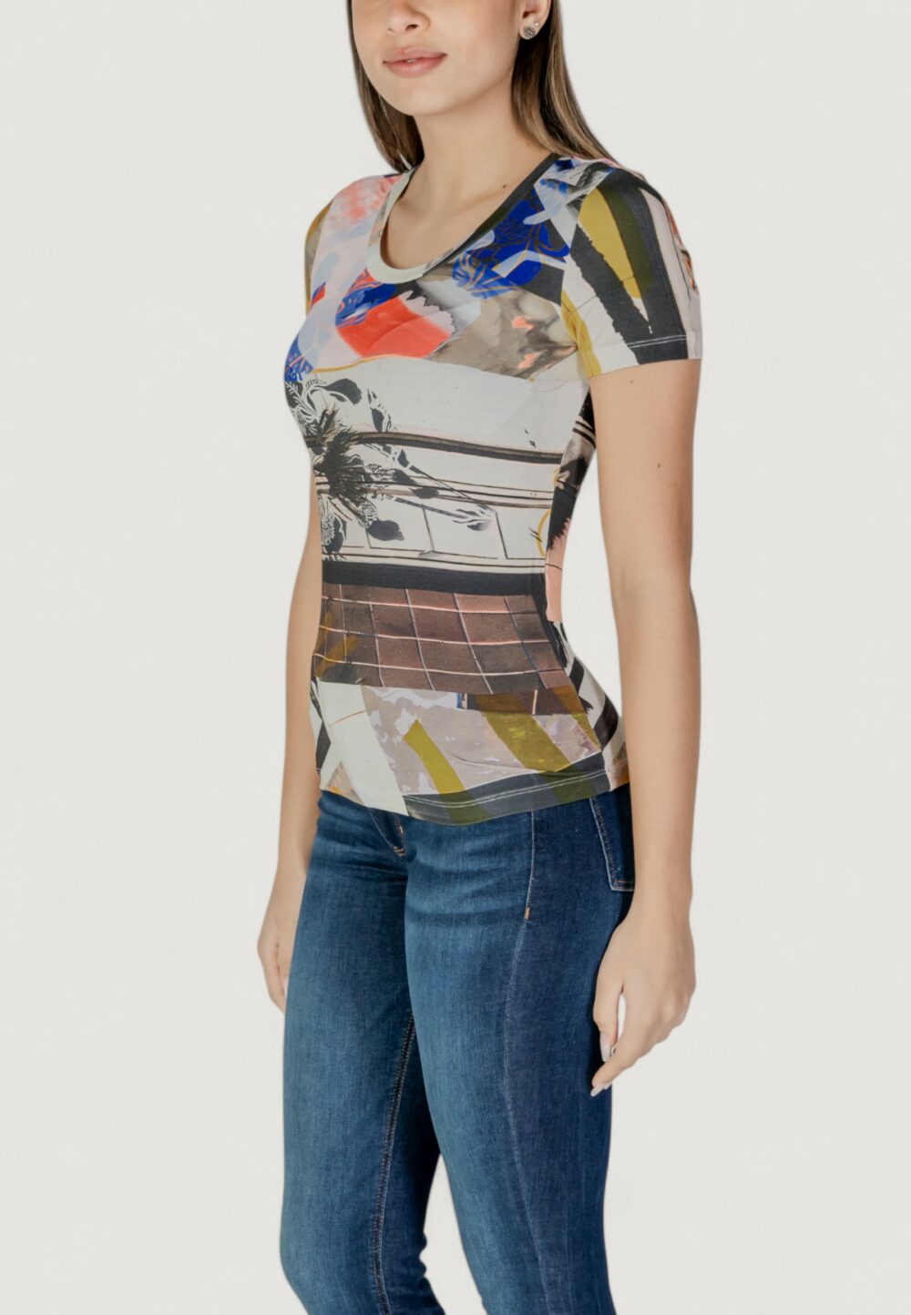 T-shirt Desigual ts_collage Beige - Foto 2