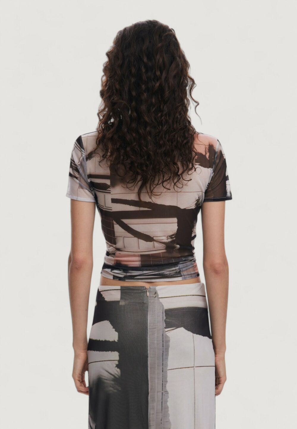 T-shirt Desigual ts_delaware Nero - Foto 4