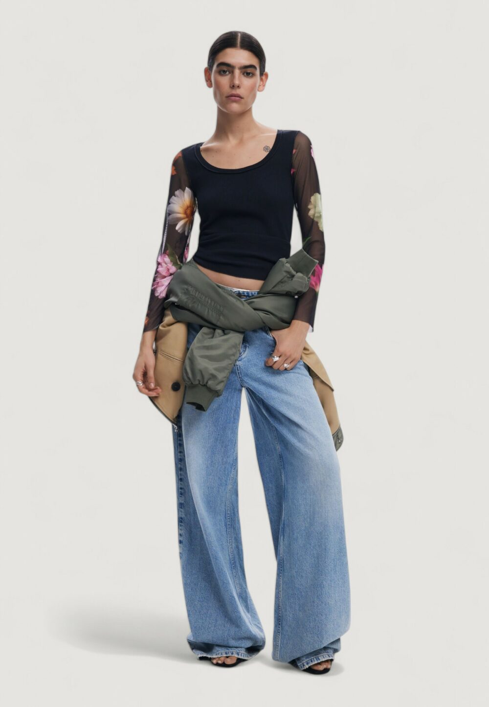 T-shirt manica lunga Desigual ts_flint Nero - Foto 3