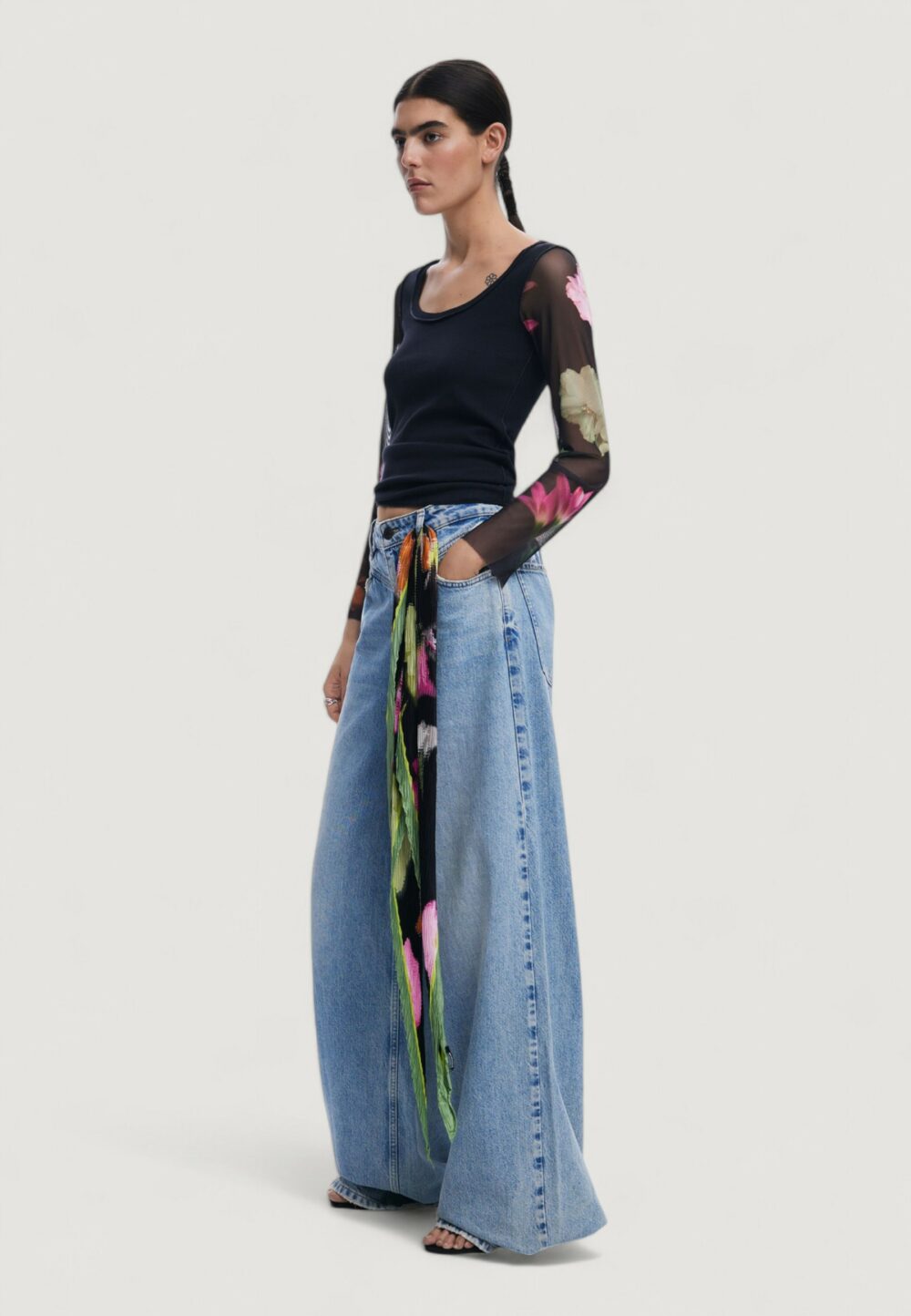 T-shirt manica lunga Desigual ts_flint Nero - Foto 4