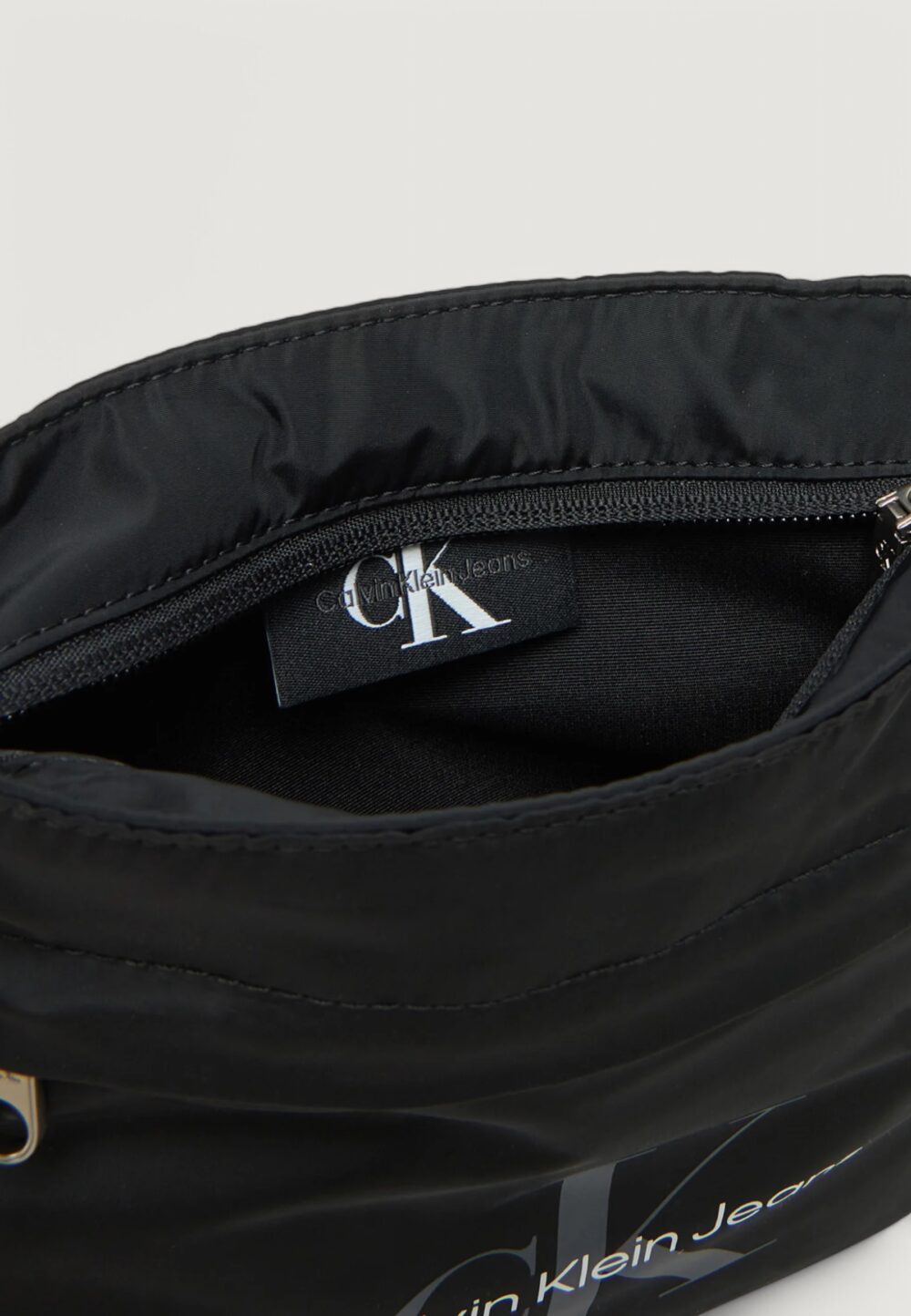 Tracolla Calvin Klein Jeans sport essentials flatpack 18 Nero - Foto 4
