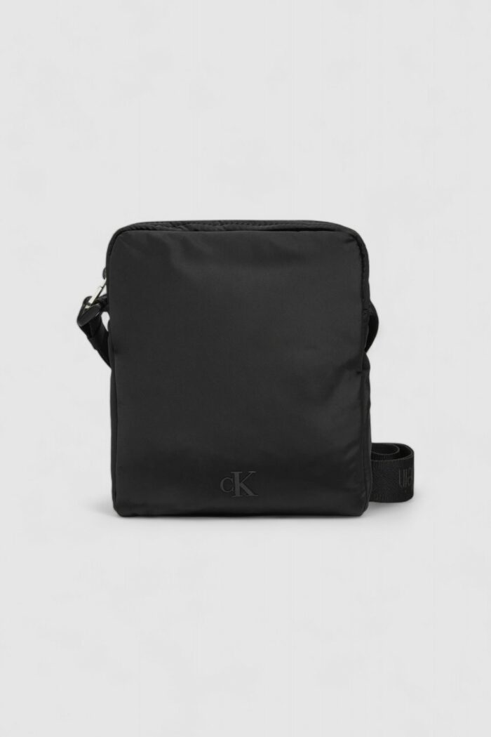 Tracolla Calvin Klein over webbing reporter18 ny Nero