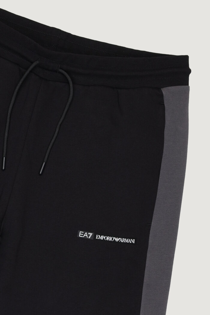 Pantaloni sportivi EA7  Nero