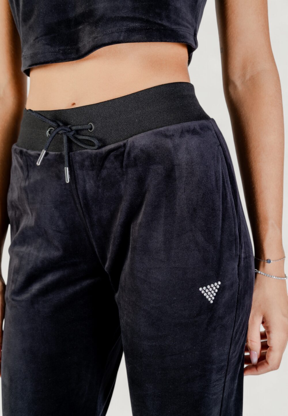 Pantaloni sportivi Guess Active couture jogger pants Nero - Foto 2