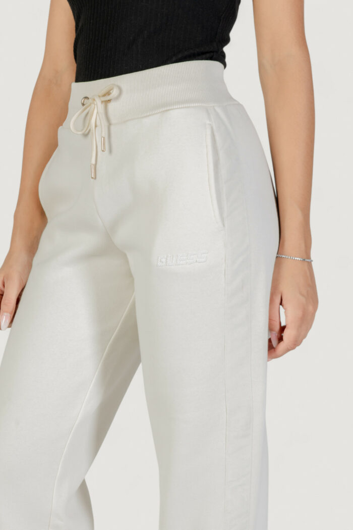 Pantaloni sportivi Guess Active aelia jogger Bianco