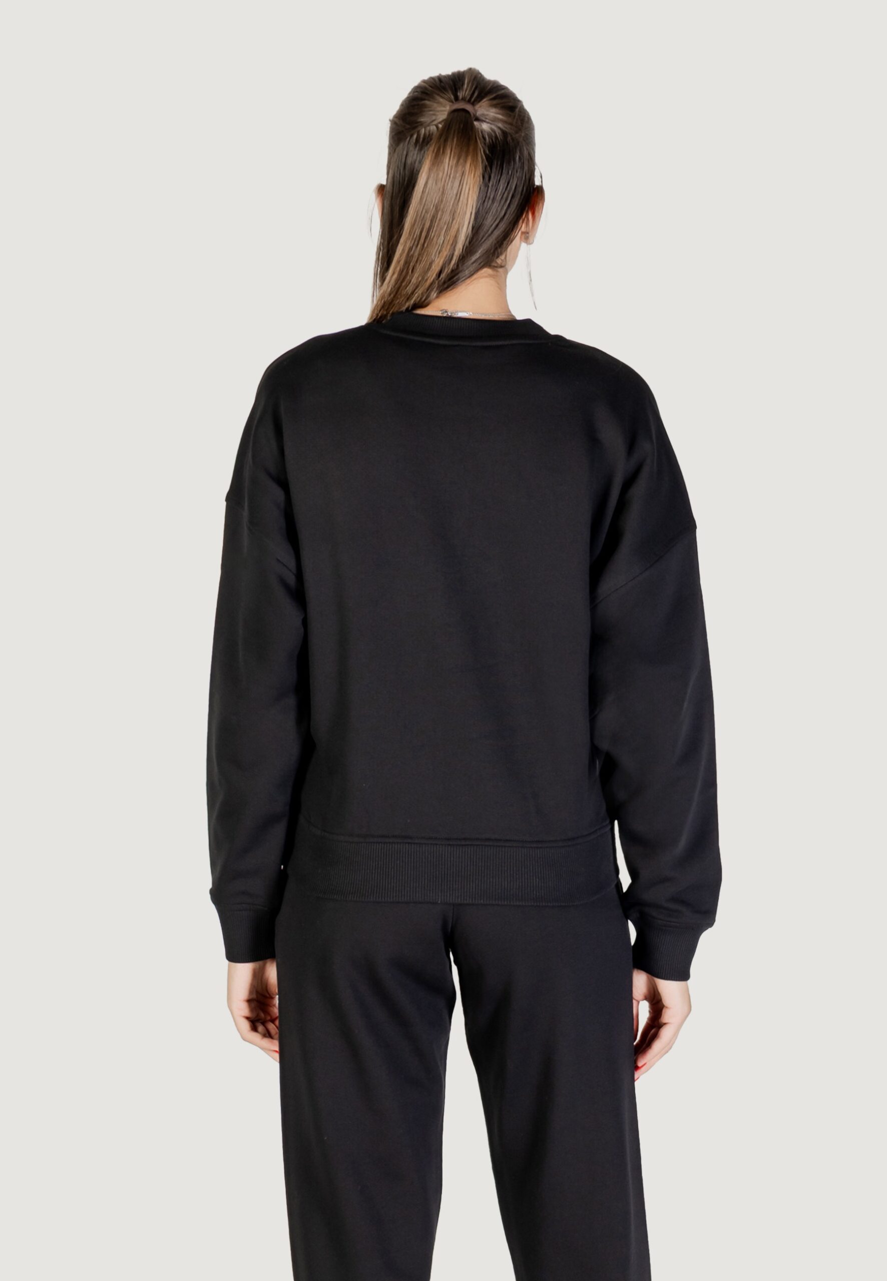 Felpa senza cappuccio Guess Active primula rhinestones cn sweatsh Nero - Foto 5