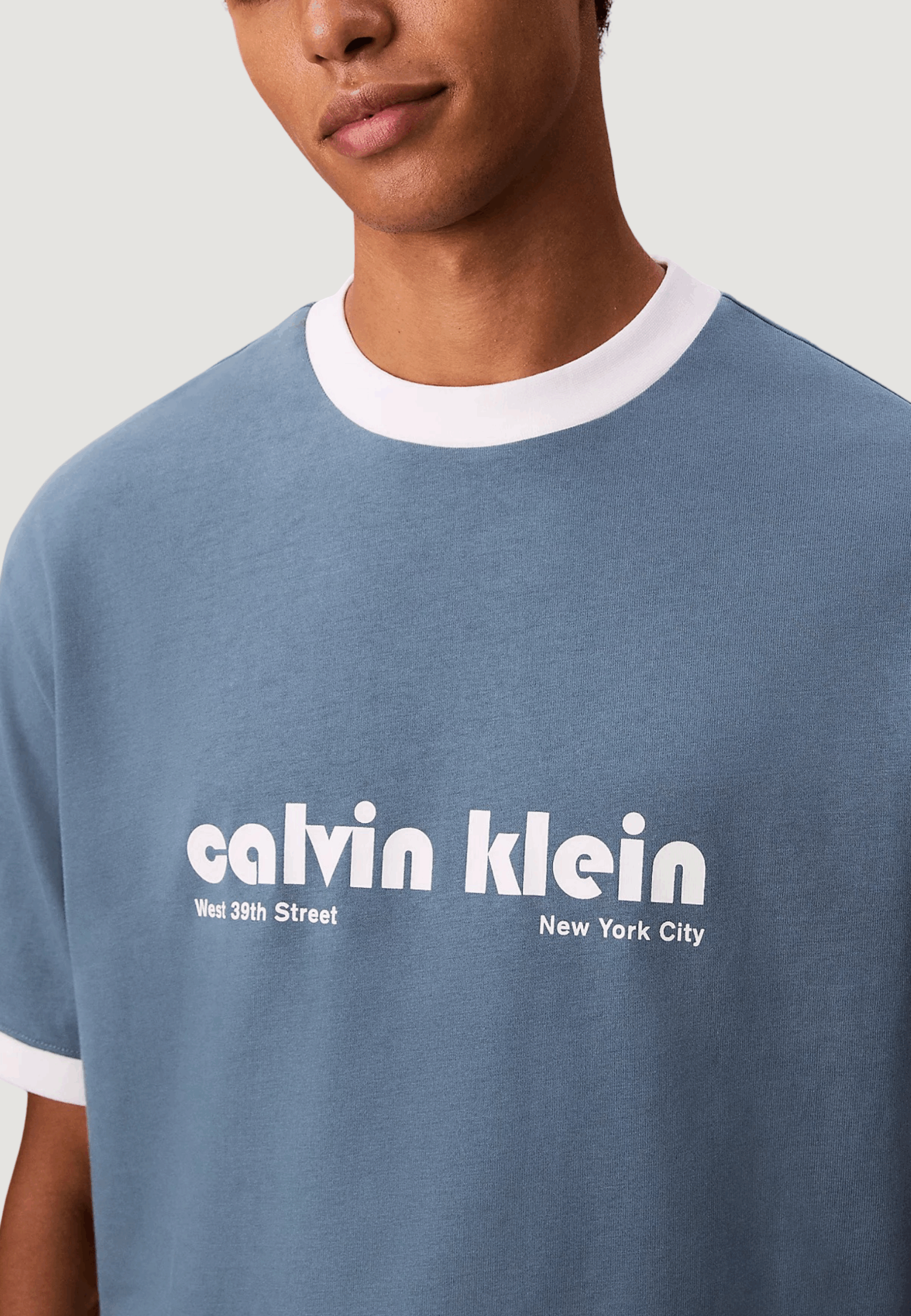 T-shirt Calvin Klein Jeans ss retro logo ringer Blu Chiaro - Foto 2