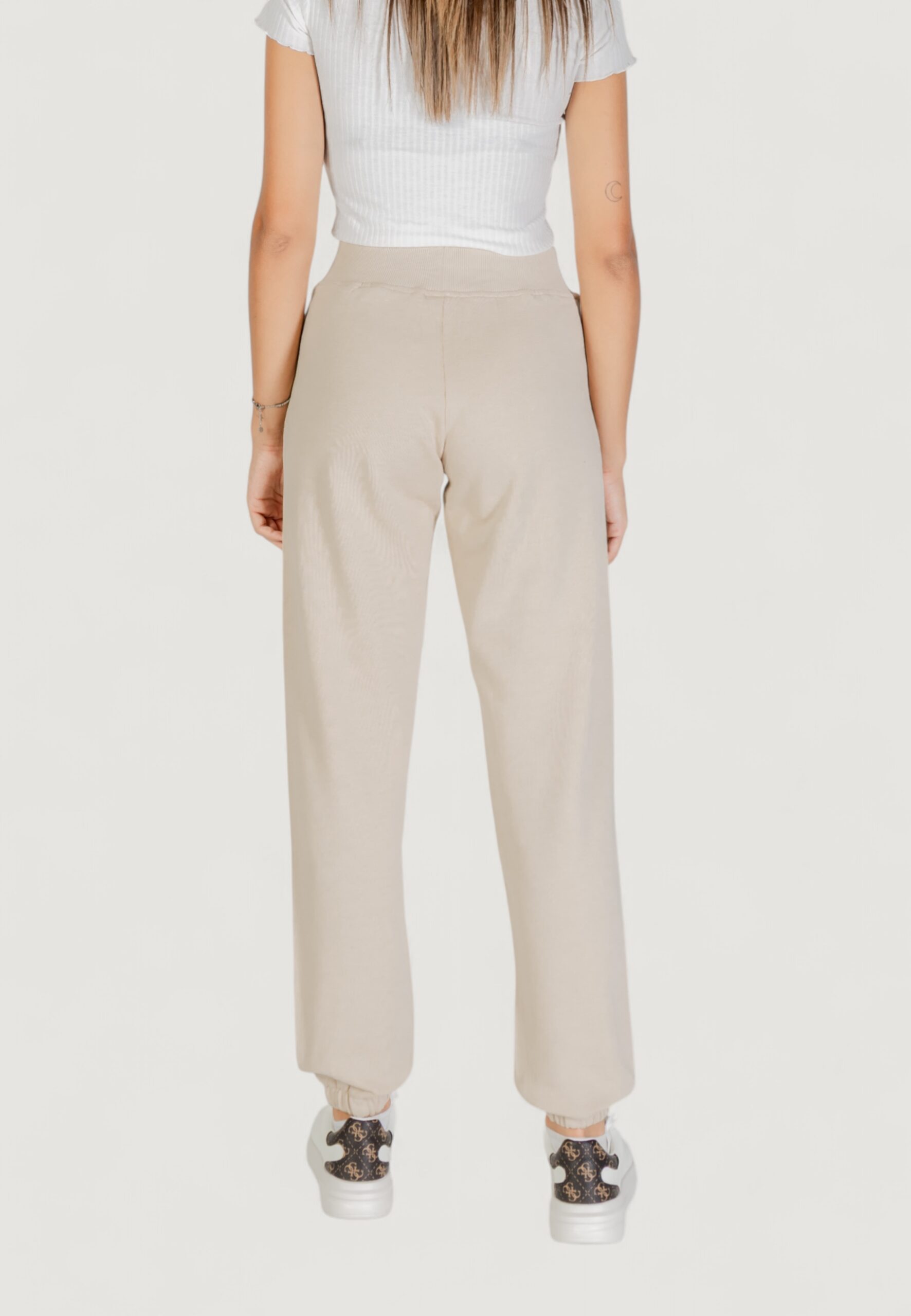 Pantaloni sportivi Guess Active primula rhinestones jogger Beige chiaro - Foto 5
