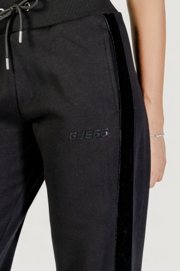 Pantaloni sportivi Guess Active aelia jogger Nero