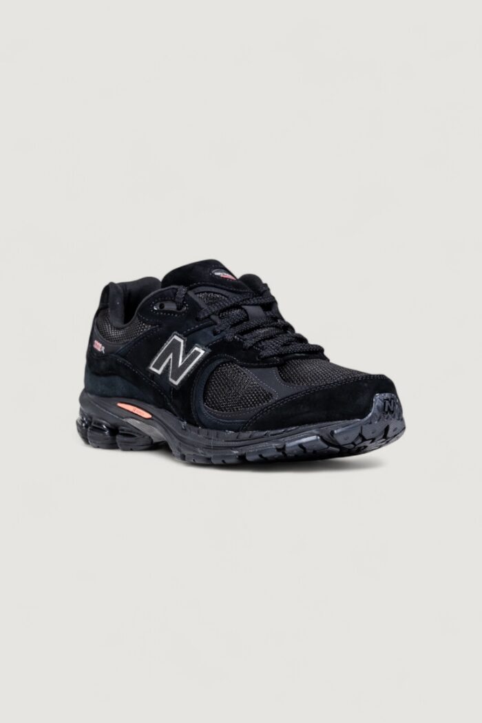 Sneakers New Balance 2002 – imballo originale danneggiato – prodotto integro Nero