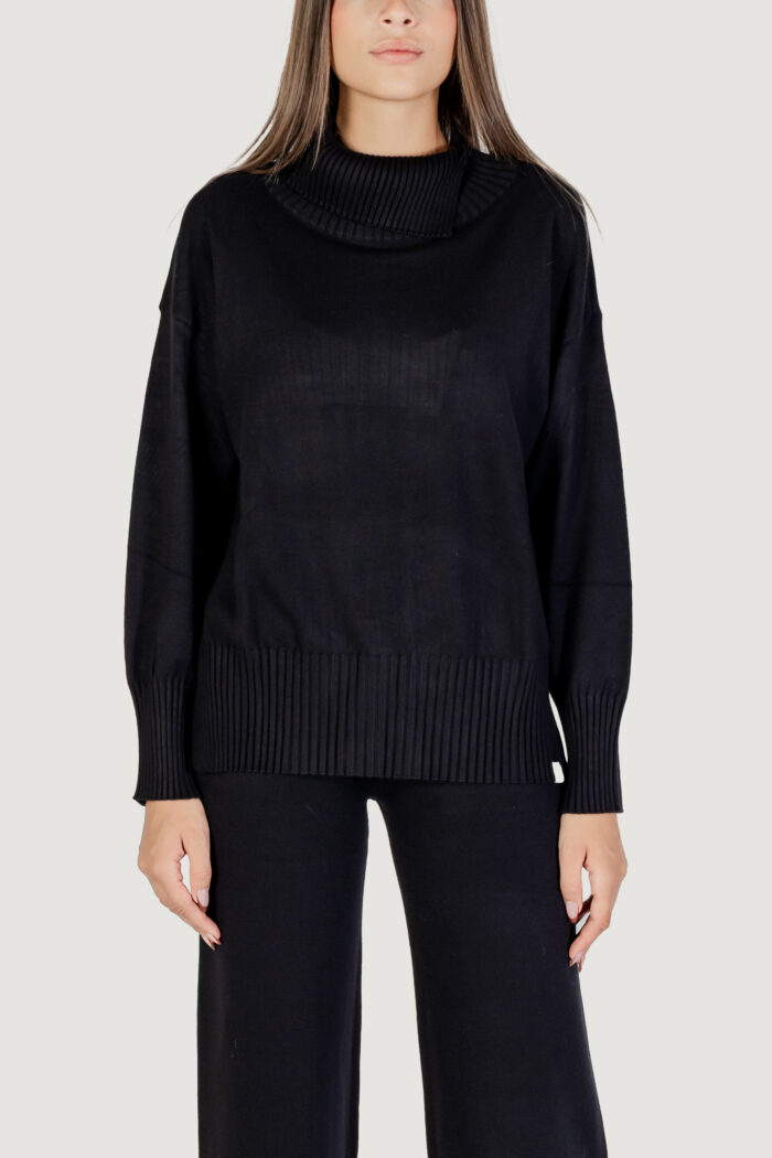 Dolcevita Choral Nero