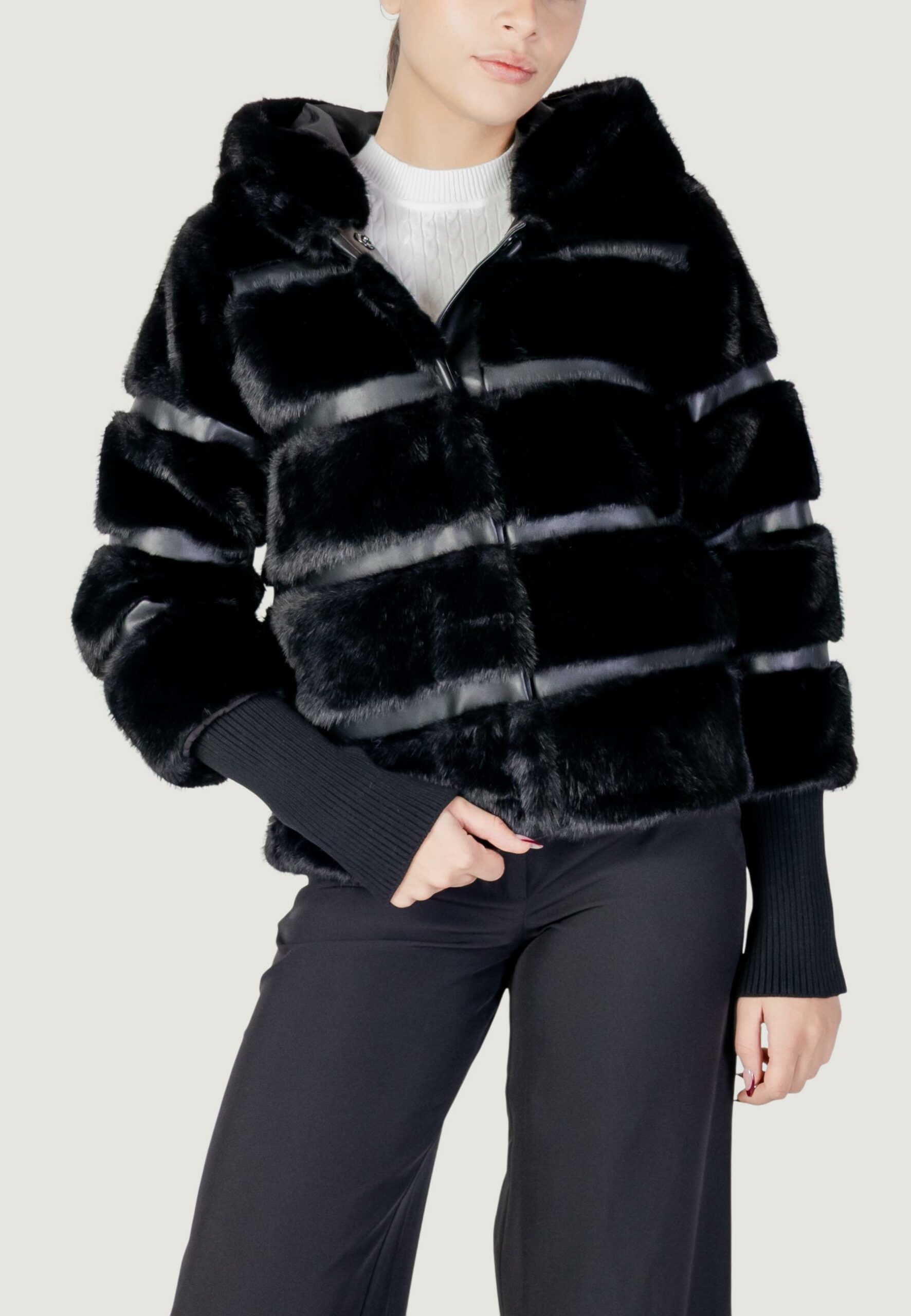 Pelliccia ecologica Choral Nero - Foto 1