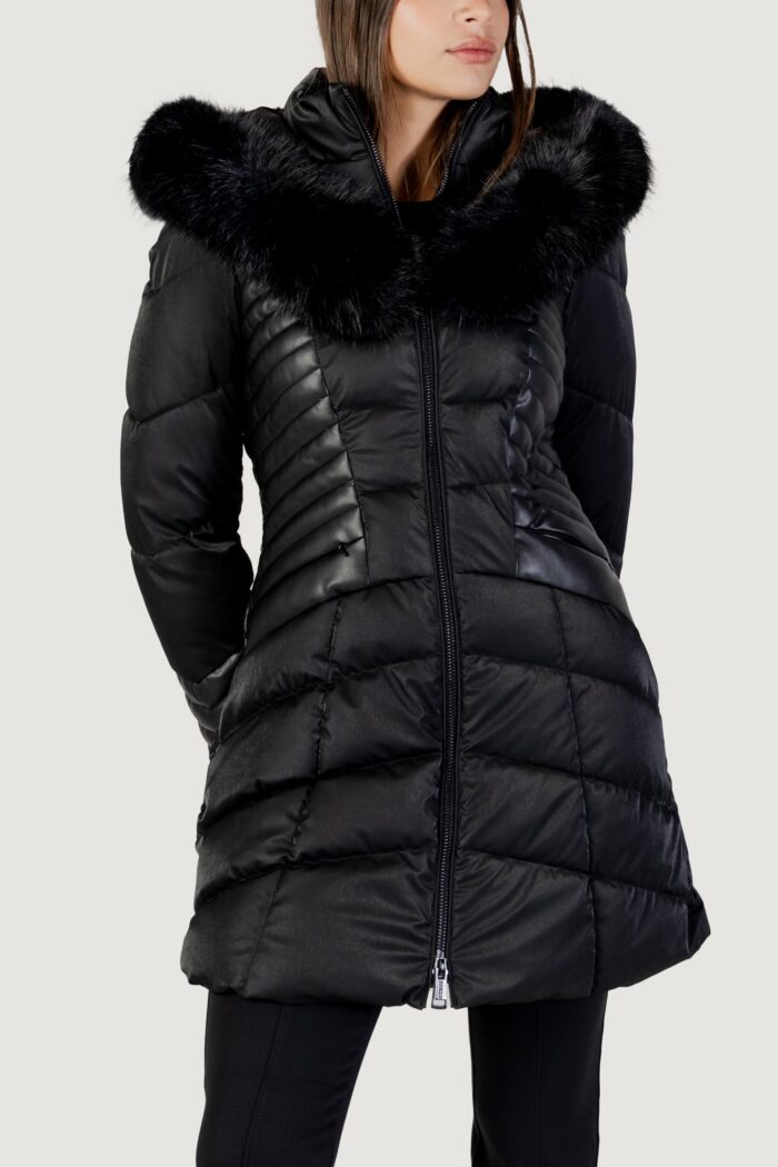 Piumino Guess new oxana Nero