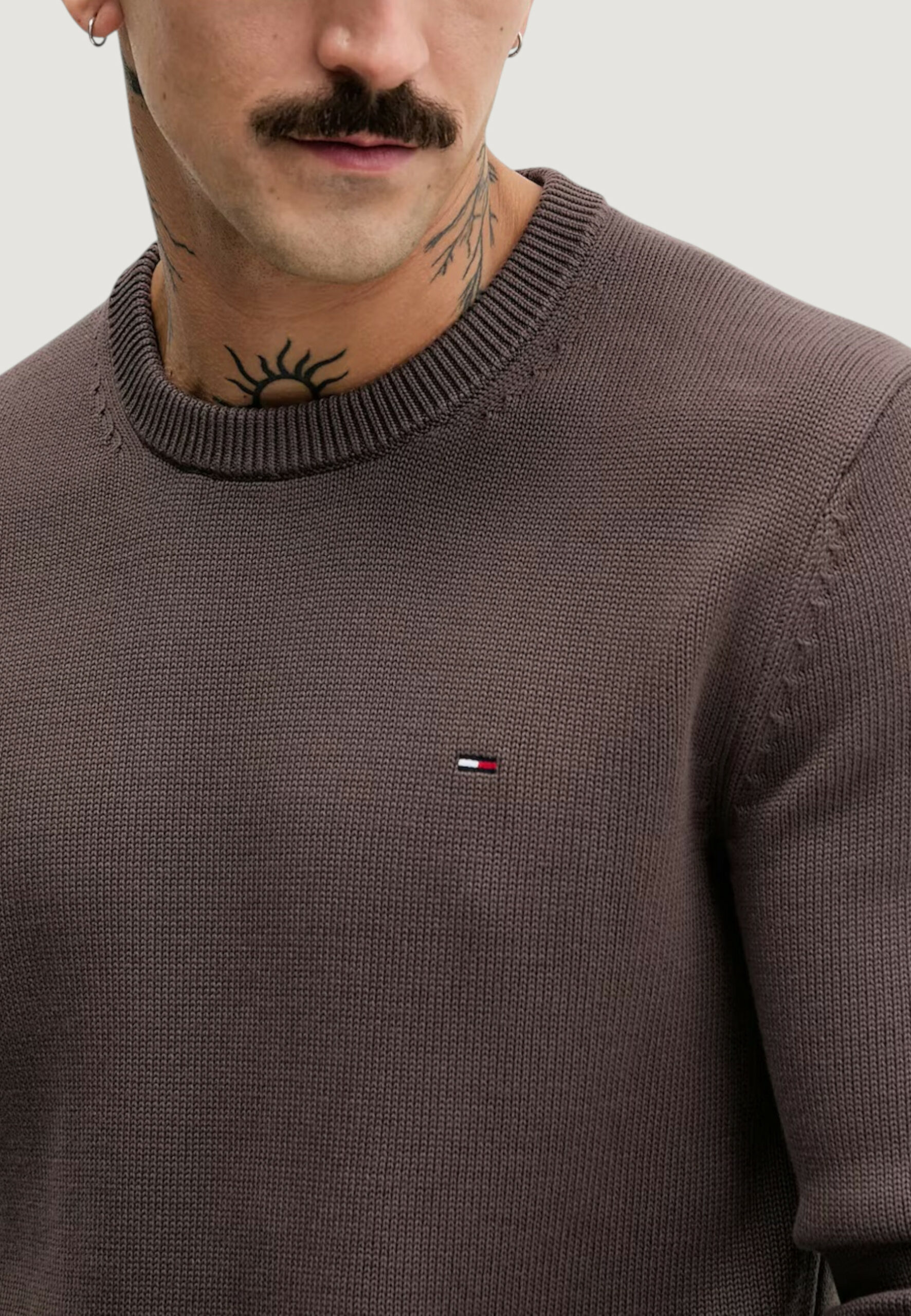 Maglione Tommy Hilfiger Jeans tjm slim ess sweater Cioccolato - Foto 4