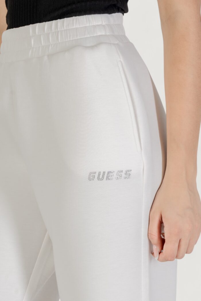 Pantaloni sportivi Guess Active cecilia scuba jogger pants Panna