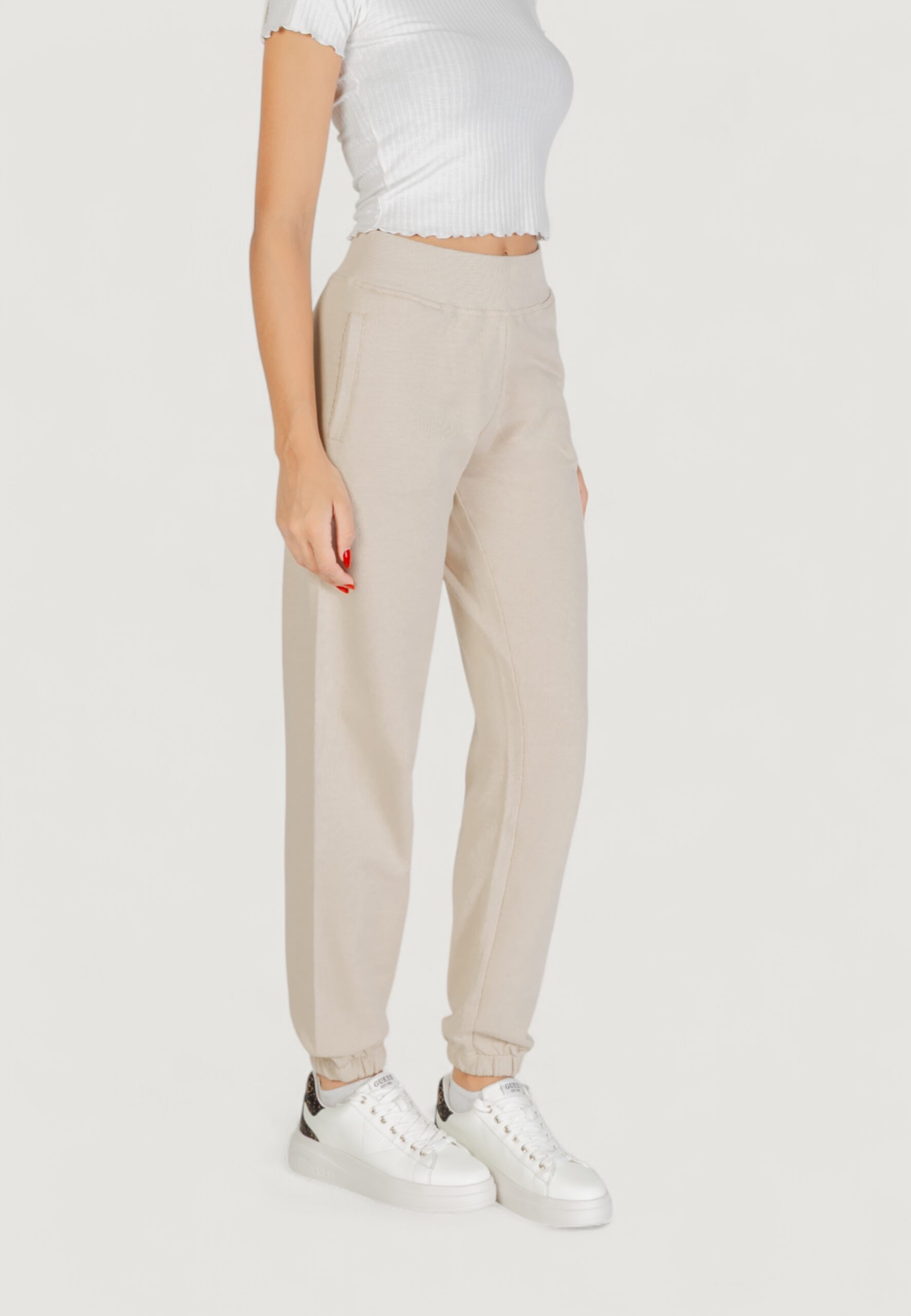 Pantaloni sportivi Guess Active primula rhinestones jogger Beige chiaro - Foto 4